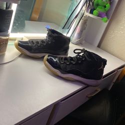 Air Jordan’s 11 Retro jubilee Size 7y 