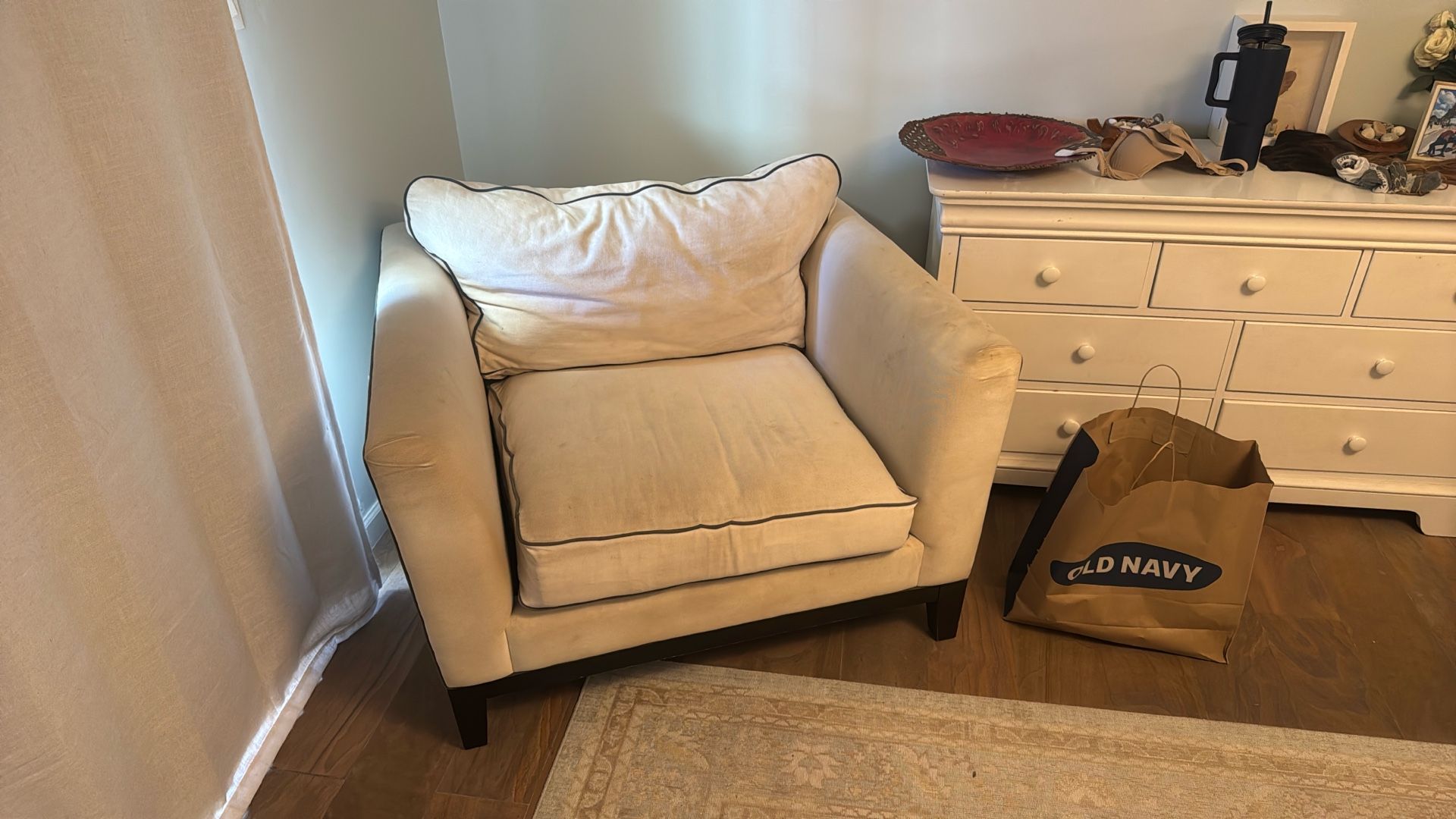 Sofa/Loveseat