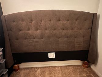 King size wingback tufted brown headboard
