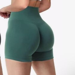 Brandnew Womens Workout Gym Shorts Seamless High Waisted Scrunch Butt Stretch Booty Biker(Small)