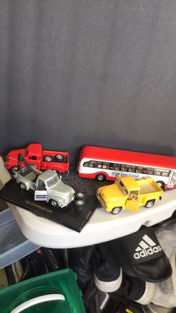 Collectible 1/32 scale trucks and city bus