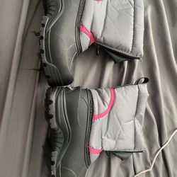 Girls snow boots