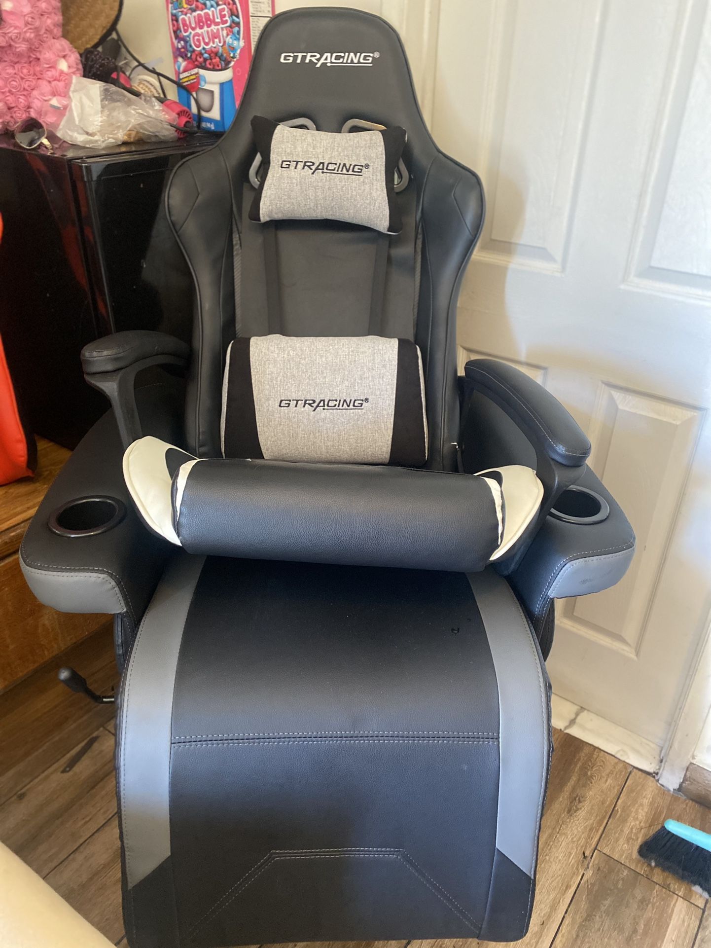 Barbershop Style gaming Chair/recliner Chair! 