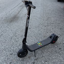 Electric scooter