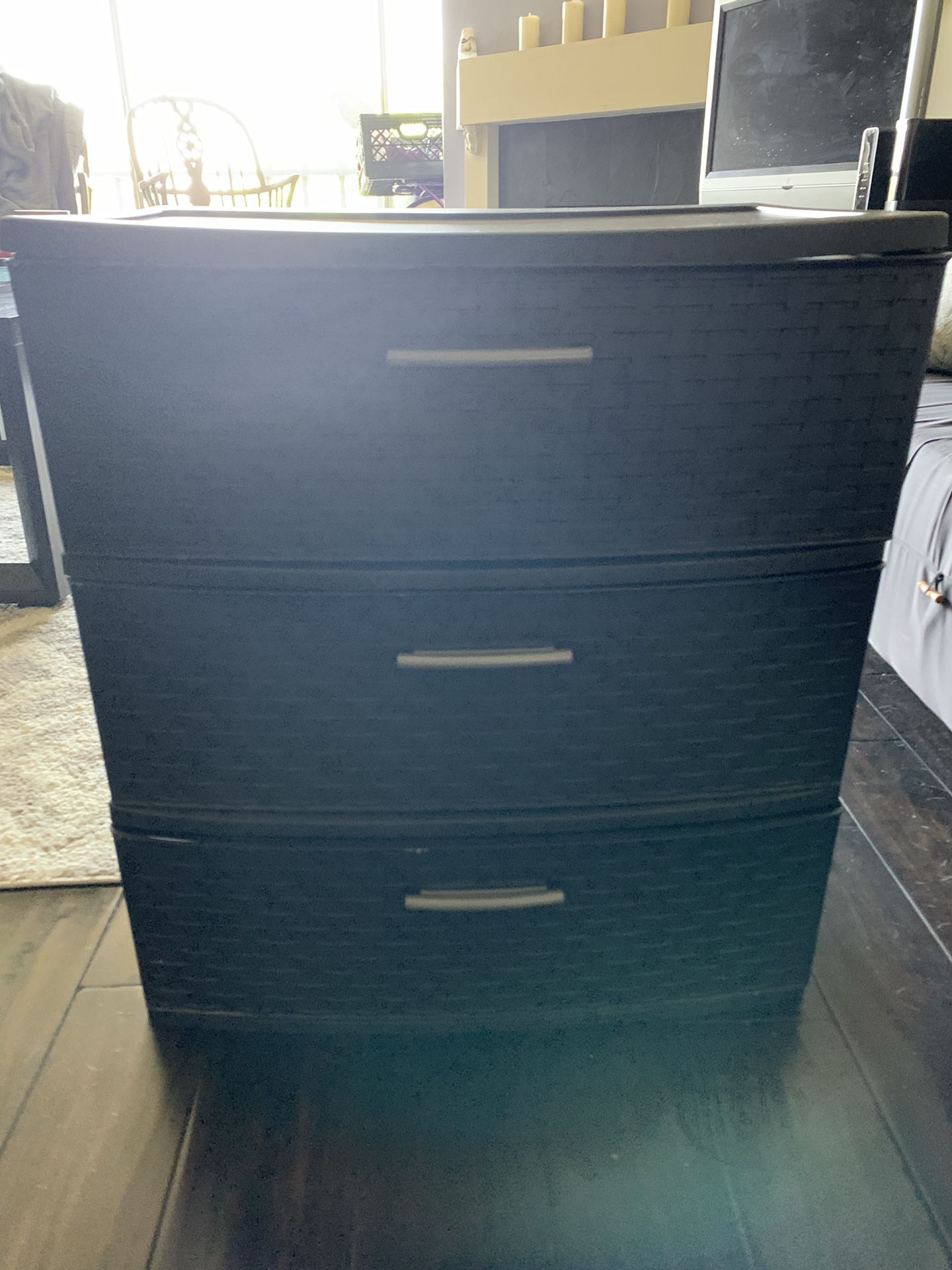 Plastic drawers large