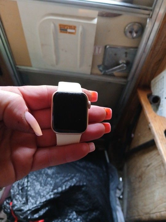 Apple Watch Series 4