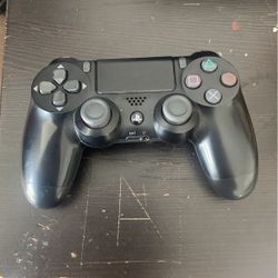 PS4 Controller 