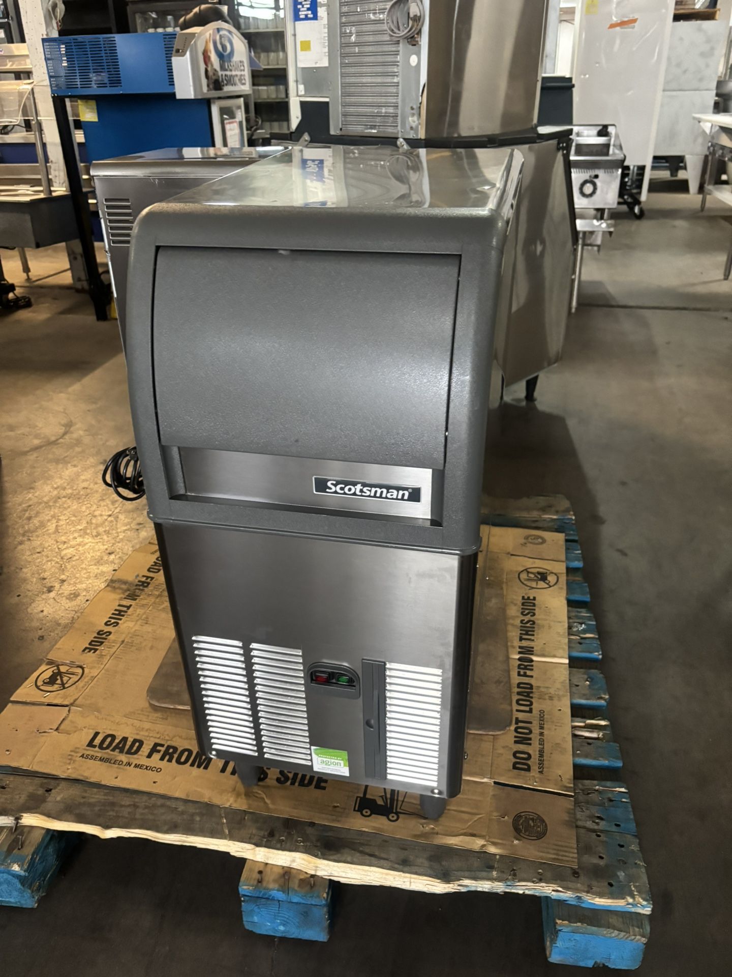 Ice machine