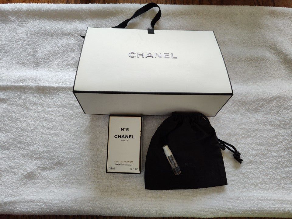 Chanel # 5 Perfume + Sampler 