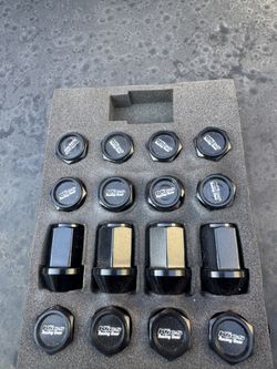 Honda Civic / Integra Lug Nuts 