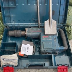 Bosch Demolition Hammer 