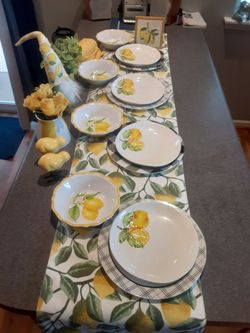 Table ware - decorative items