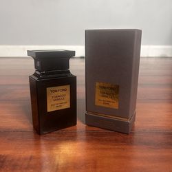 “Tom Ford Tobacco Vanille Men’s Fragrance” Box has been open NEVER USED gave it to a friend and they never used it