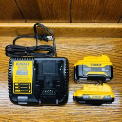 Dewalt 12v 5.0ah, 3.0ah Batteries & Charger. ❌PRICE IS FIRM❌PRECIO FIRME❌