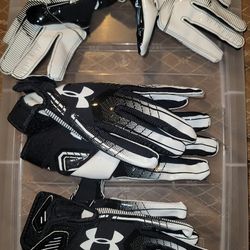 Brand New Under Armour Football Gloves Black White Sizes Kids Youth Small, Medium