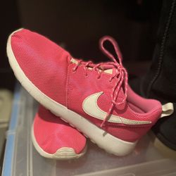 Hot Pink Size 8 Nikes And Matching Hoodie