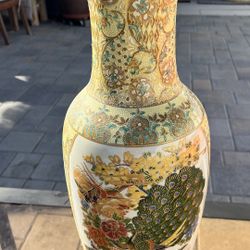 Gorgeous 2ft Decorative Peacock Vase