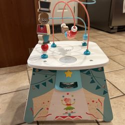 Hape Light-Up Circus Activity Cube | Bright Activity Center Development Play Set Toy for Toddlers