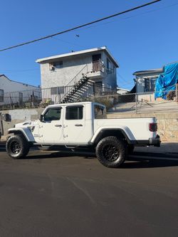 2022 Jeep Gladiator