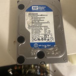 WD WD6400AAKS-08A7B0 - 640GB 7.2K SATA 3.0Gbps 3.5" 16MB Hard Drive