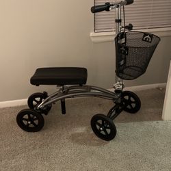 Knee Scooter  Like NEW