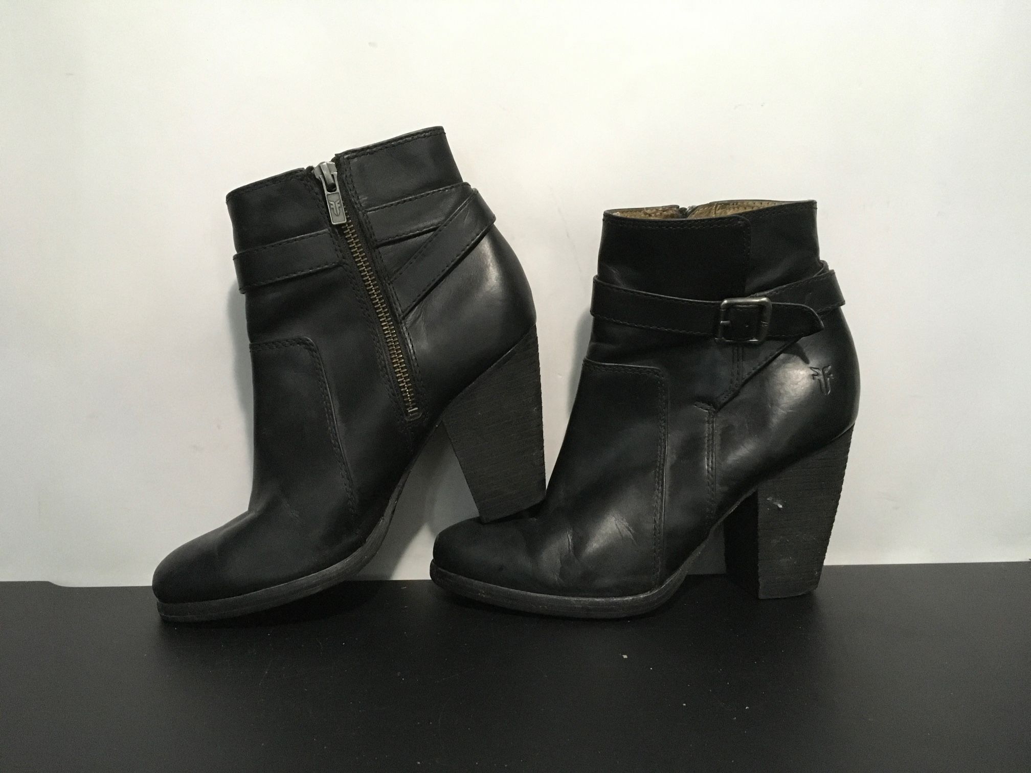 Frye Patty Zip Black Leather Ankle Boots Size 7m Woman’s
