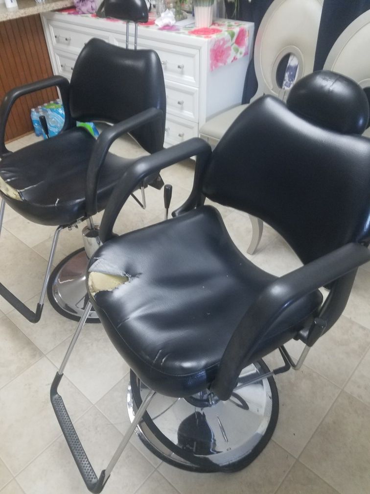 2 salon chairs for 150 adjustable