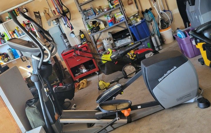 NordicTrack Elliptical Trainer AudioStrider 990 Pro