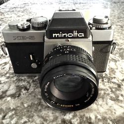 Minolta XE-5 35mm SLR film camera.