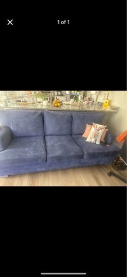 Beautiful blue couch
