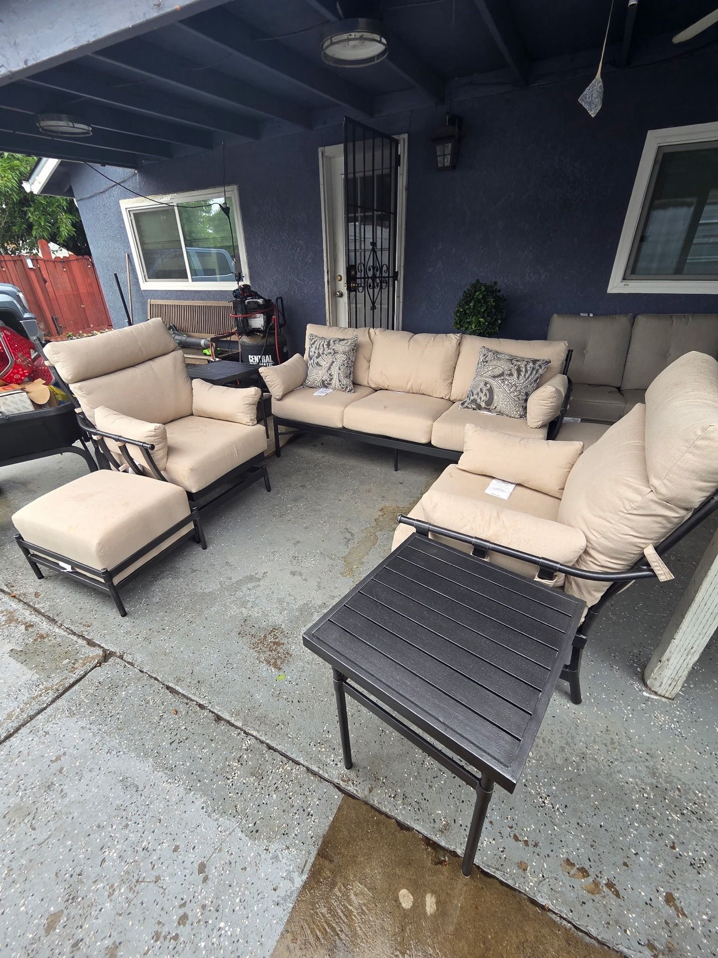 SUNVILLA PATIO SET