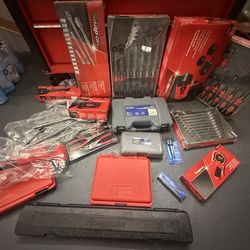 Caja de herramientas y herramientas