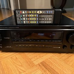    Denon AVR-2400 AV Receiver (Excellent Condition) 