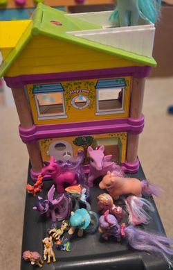 My Little Pony Figures Lot with Play Town House