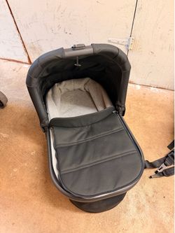 Uppa baby bassinet