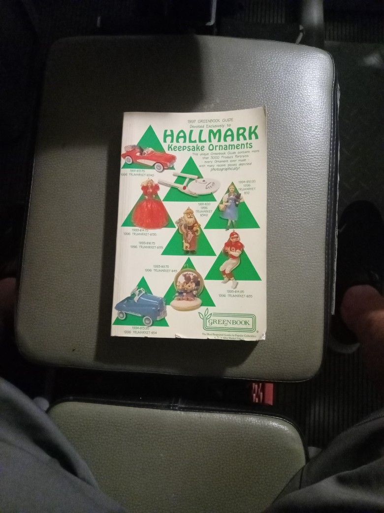 Hallmark keepsake Ornaments vintage 1997 Greenbook Guide