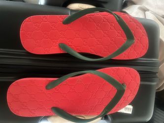 Gucci GG Flip Flops Red and Dark Green