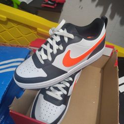 Nike