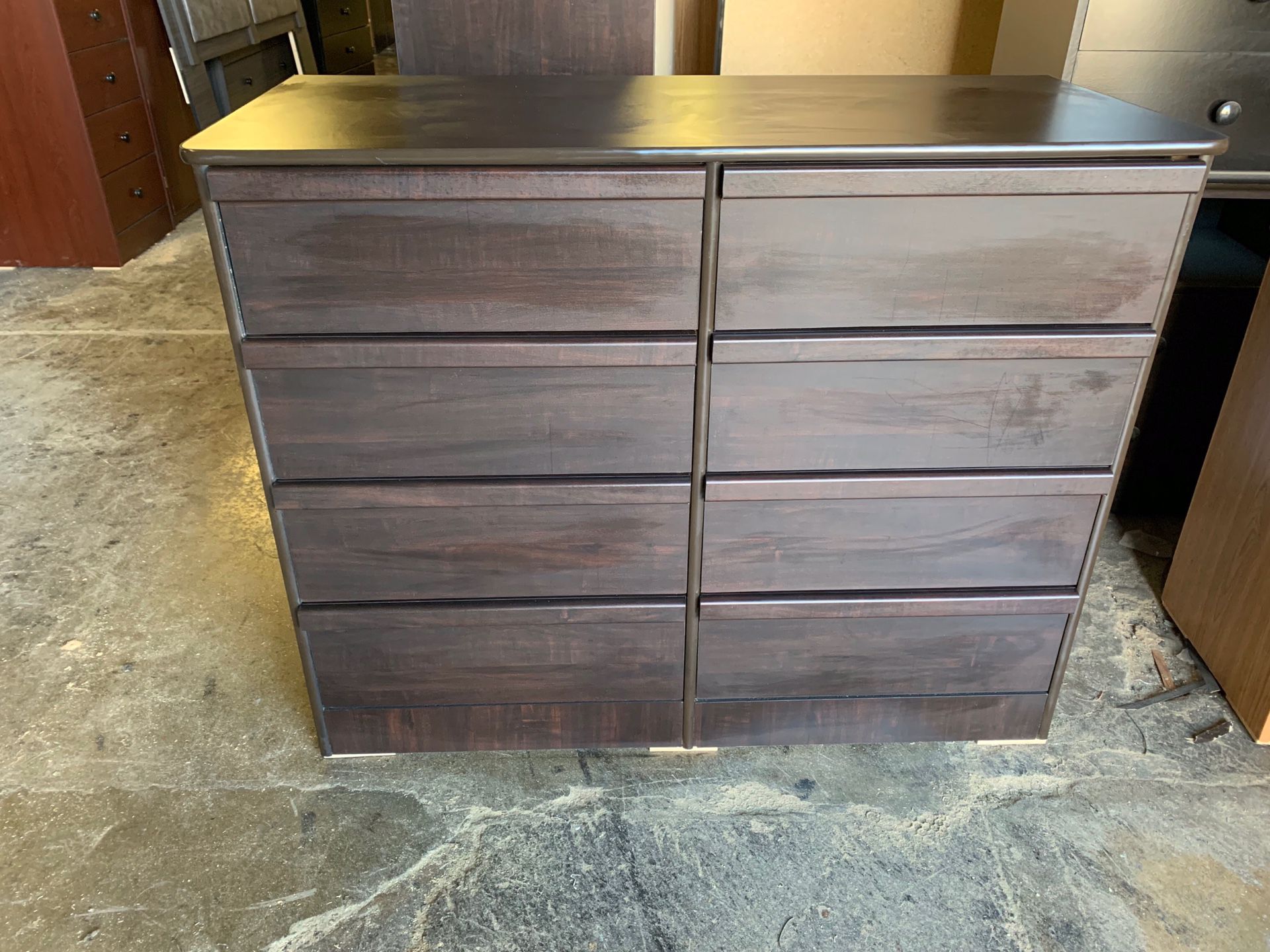 Brown 8 drawer dresser $185