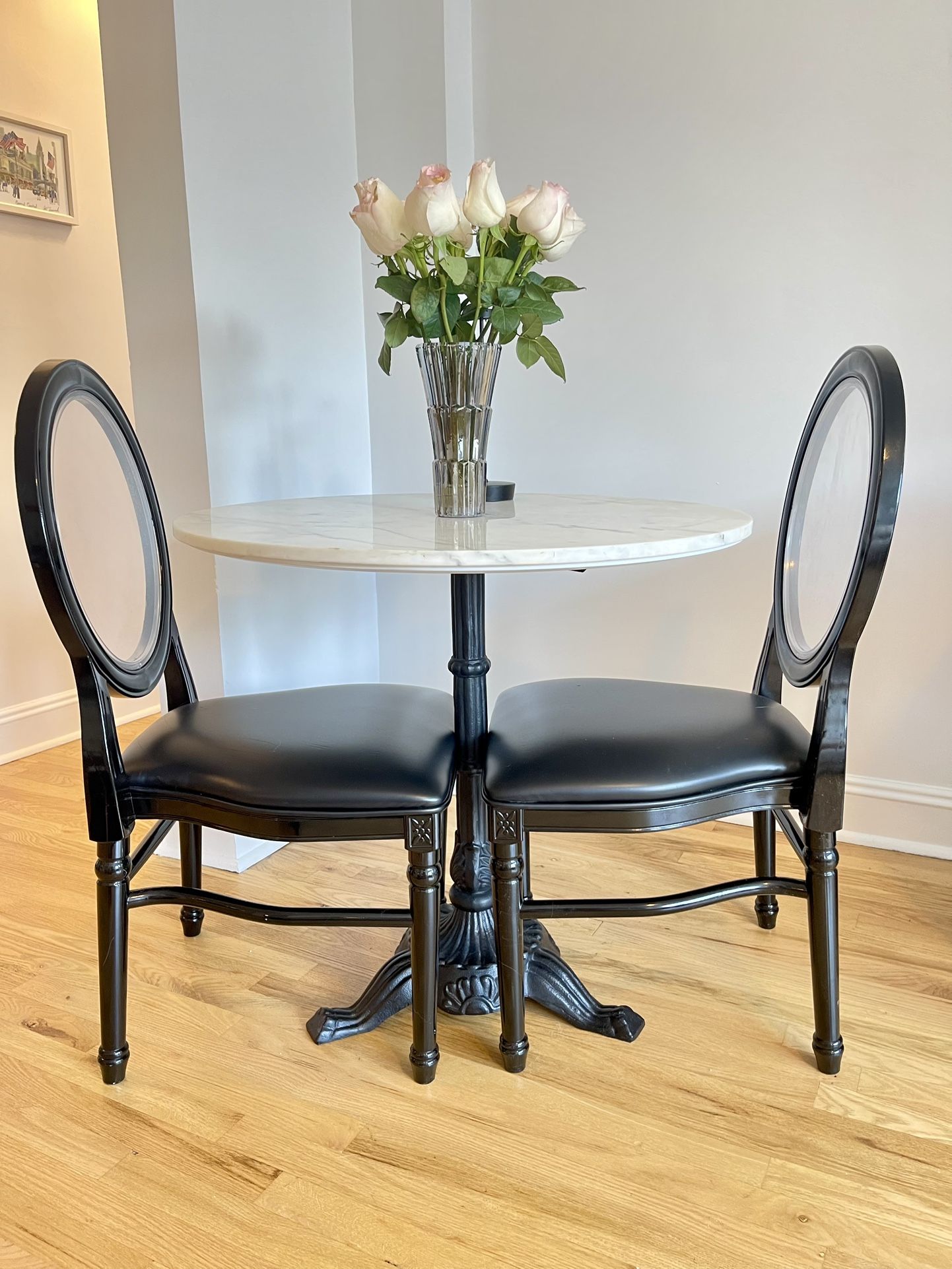 Dinning Table And Chairs