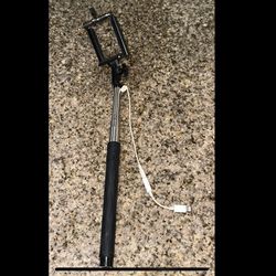 Selfie Stick Bundle With Apple Lightning Connector