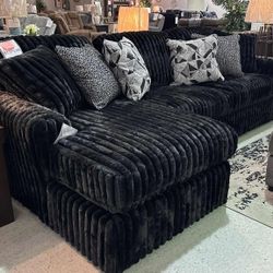 L Shaped Modular Black Sectional Couch W Chaise 🌟⭐$39 Down Payment with Financing ⭐ 90 Days same as cash