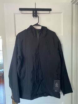 Lululemon Waterproof Full-Zip Rain Jacket Size: Large Color: Black