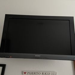 Flat Tv With Wall Holder  ( NO SMART TV )
