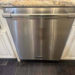 Viking Dishwasher