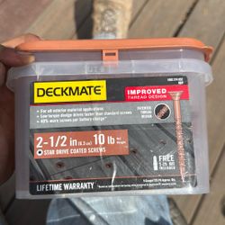 Deckmate Red 2-1/2" 10lb of Screws