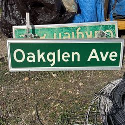 Oakglen Illuminated Street Sign