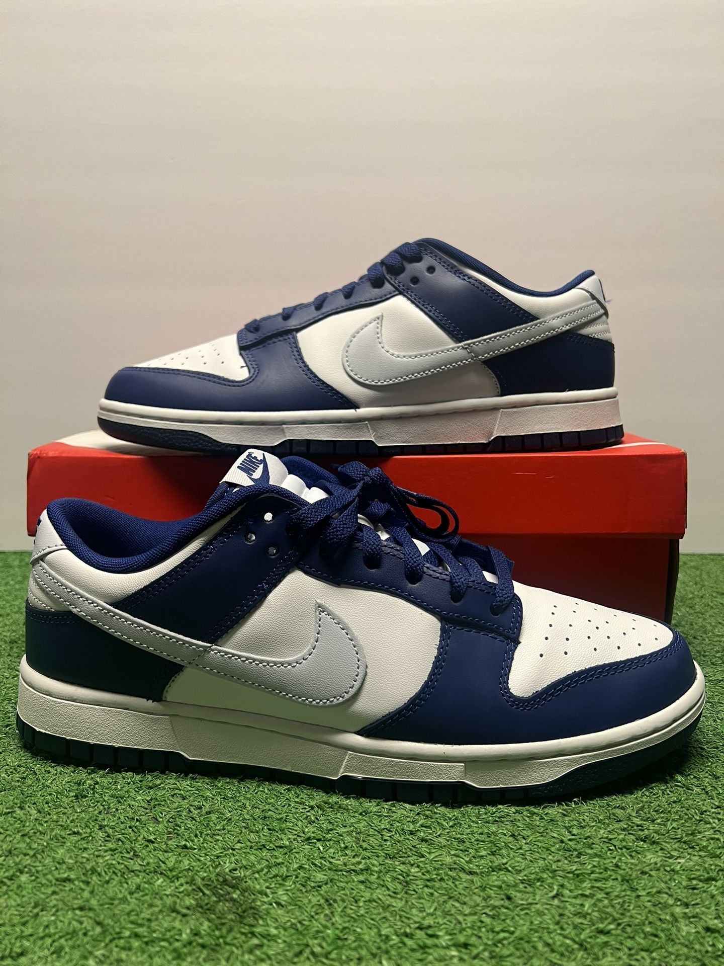Nike Dunk Low Navy Size 10 Pre-Owned