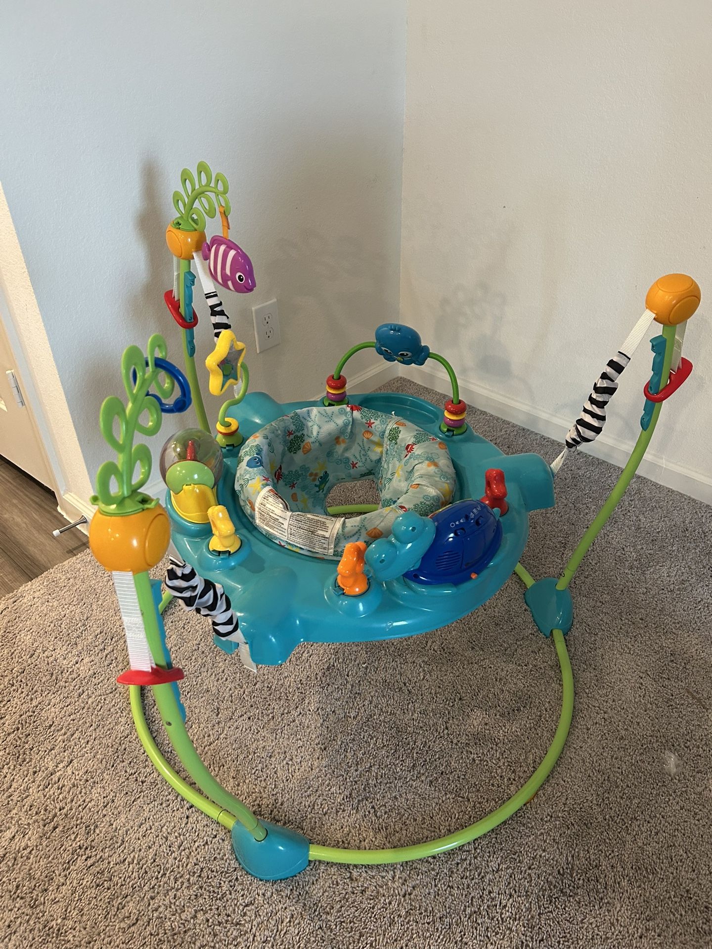 Einstein, Baby Jumper