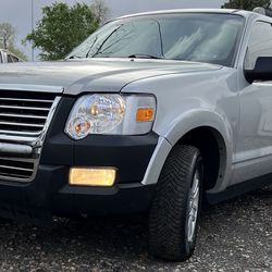 2010 Ford Explorer XLT